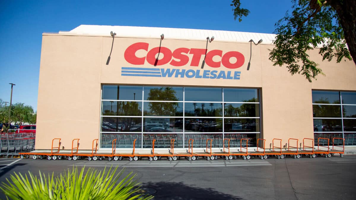 Costco exterior storefront